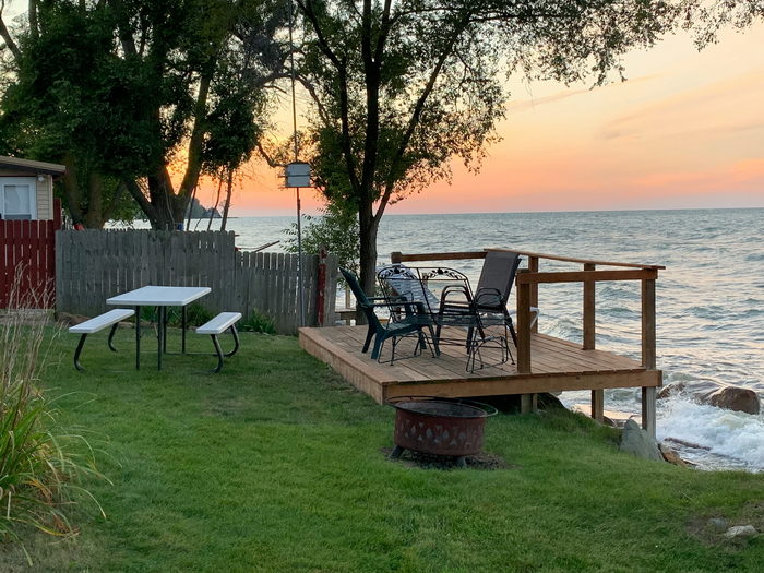 Lightkeepers Cottages (Clippingers Rustic Cottages) - From Web Listing (newer photo)